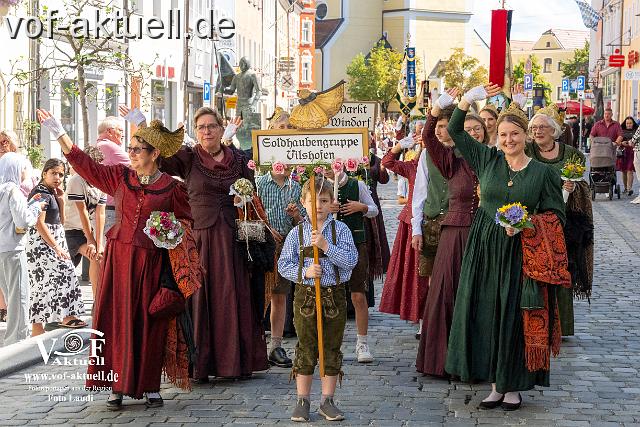 Foto Laudi_ Volksfestzug-54.jpg